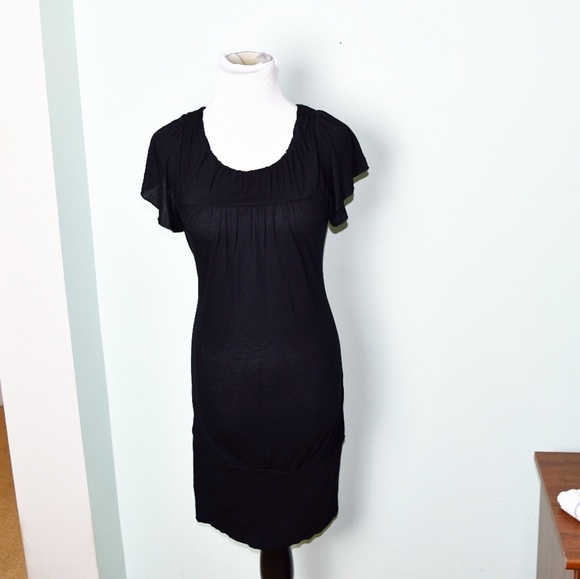 GAP Dresses & Skirts - GAP Black Flowy Dress